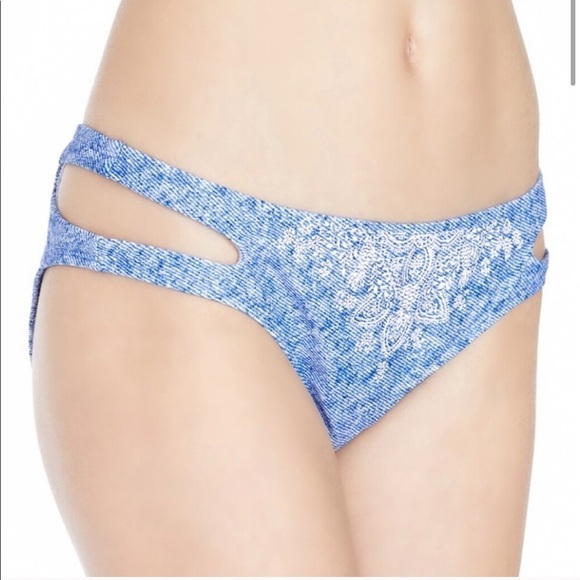 🆕 SO cut out denim look blue white floral bikini bottoms - Picture 1 of 9